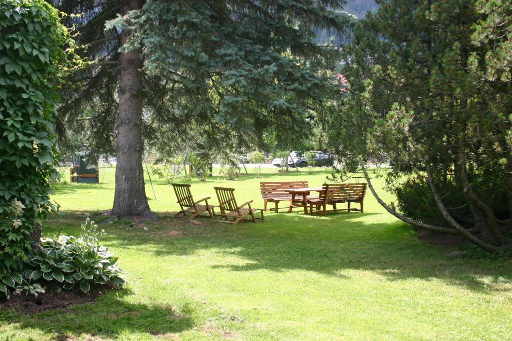 Ferienwohnungen Familie Wetzlinger Бад-Кляйнкірхгайм Екстер'єр фото